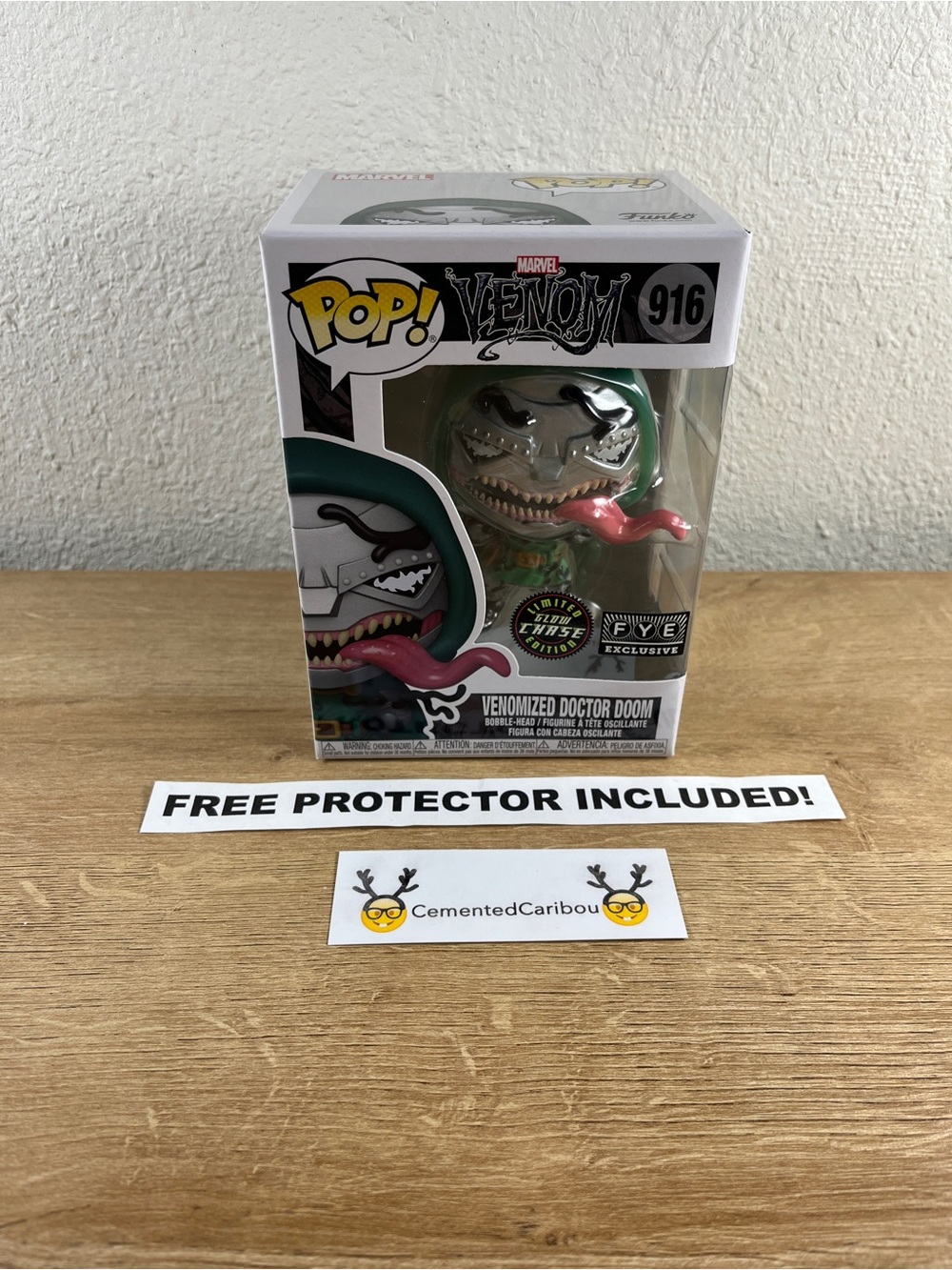 Venomized Doctor Doom Glow Chase Funko Pop #916 FYE Marvel Vaulted MINT